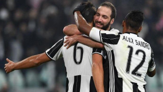 Εύκολα η Γιουβέντους, 3-0 την               Πεσκάρα