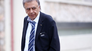 Φορτηγό χωρίς φρένα… σε μεγάλο              κατήφορο