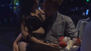 To πιο σέξι Mannequin Challenge έγινε σε Strip Club! (vid)