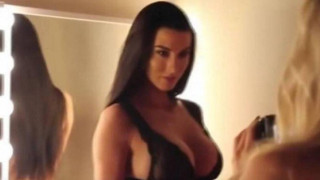 Το     πιο      «καυτό» mannequin challenge (video)