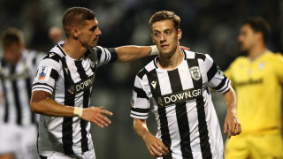 Ο… μήνας του μέλιτος για Ντέλια