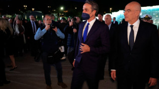 Διάλογος Δένδια με Καμμένο: «Δεν σε γνώρισα-Μετά το κτίριο, άλλαξα κι εγώ»