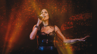 Η Μαρία Ιακώβου φέρνει τα… Μαύρα Μεσάνυχτα στην Πάτρα!