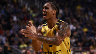 Τζόουνς: «Πρέπει να είμαστε πεινασμένοι σαν τους οπαδούς μας»