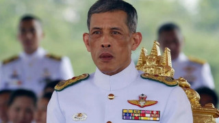 Αυτός είναι ο πιο πλούσιος βασιλιάς στον κόσμο-17.000 σπίτια, 38 ιδιωτικά τζετ και 52 χρυσά σκάφη στην συλλογή του