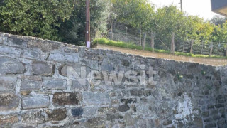 Αχαΐα: Ο 25χρονος χτύπησε το κεφάλι του σε μπαλκόνι και έπεσε στο κενό κρατώντας στην αγκαλιά του τον 4χρονο