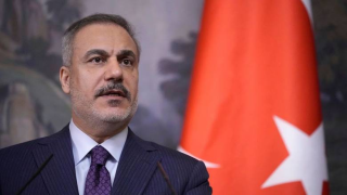 Επίθεση Φιντάν για Κυπριακό: «Παραίσθηση να μην αποδέχονται τη λύση των δύο κρατών»