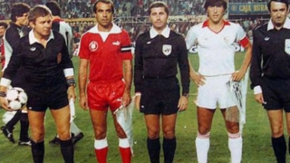 Ο απίθανος λόγος που ο ΠΑΟΚ αγωνίστηκε με κόκκινα απέναντι στη Σεβίλλη