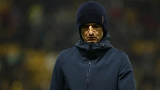 Στήριξε Μπάμπα ο Λουτσέσκου: «Δεν τον βγάζεις απλά έξω, μπορεί να κάνει την καθοριστική ενέργεια»