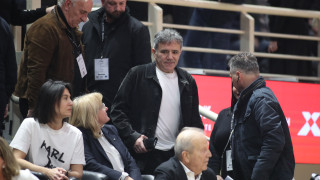 Θερμό χειροκρότημα στον Αριστοτέλη Μυστακίδη από τους οπαδούς του ΠΑΟΚ στο Παλατάκι