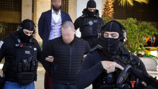 Φοινικούντα: Παραδόθηκε στην Αστυνομία 30χρονος για το διπλό φονικό