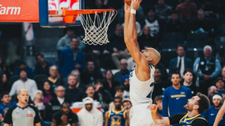 NBA: Με ανατροπή οι Καβς- Συνεχίζουν τις υψηλές πτήσεις Τίμπεργουλβς και Πίστονς