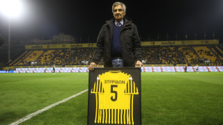 Ο Άρης τίμησε τον θρυλικό «Ρίνγκο» πριν τη σέντρα με τον Ολυμπιακό