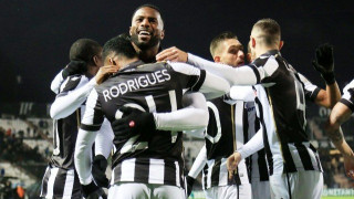 Το 3-4 και ο Ιβιτς κάνουν  τον ΠΑΟΚ     κουλουβάχατα