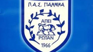 Ποιος ξένος επιθετικός προσπαθεί να επιστρέψει στη Super League