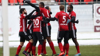 ΑΜΚΑΡ ΠΕΡΜ Αμυνα από                      «ατσάλι»!