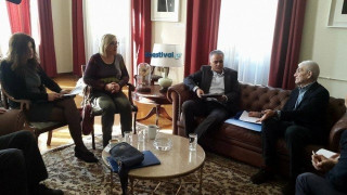 Θεσσαλονίκη: Η Nοτοπούλου υποδέχτηκε Μπουτάρη και Σκουρλέτη (ΦΩΤΟ)