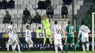 «Ανέστησαν»             και…       τους      πεθαμένους