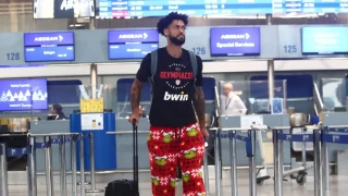 «Fashion icon» ο Τάιλερ Ντόρσεϊ-Εμφανίστηκε με παντελόνι Grinch