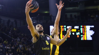 Άρης-Παρακάμερα: Η αθέατη πλευρά του ντέρμπι με την ΑΕΚ