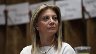 Ποιοι πολιτικοί στηρίζουν Καρυστιανού εν μέσω του οικονομικού ελέγχου