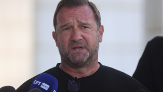 Οργή Πλακιά για τις ευχές της Hellenic Train: «Αρρωστημένη συμπεριφορά»