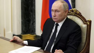 Αυξήθηκαν  εν μέσω πολέμου οι Ρώσοι μεγιστάνες: Πώς  τους «κρατά»  ο Πούτιν