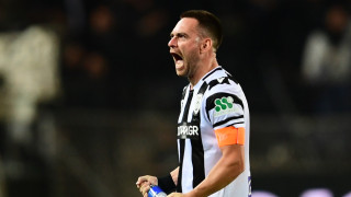 Ο Άη Βασίλης του ΠΑΟΚ: Ο Ζίβκοβιτς μοιράζει δώρα και σπάει τα κοντέρ