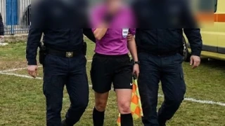 Χίος: Ντροπή και ξεφτίλα-Επιτέθηκε λεκτικά και σωματικά σε γυναικεία διαιτητική τριάδα