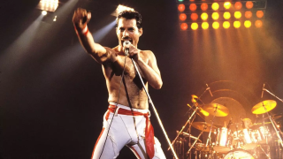Πέθανε η άγνωστη κόρη του Freddie Mercury: Ποια ήταν η «Βibi»
