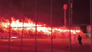 Πήρε... φωτιά η Καλαμαριά για τα 100 χρόνια του Απόλλωνα (vid)