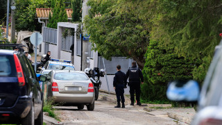 Γλυφάδα: «Θα σκοτώσω και τα αδέλφια μου» είπε στους αστυνομικούς ο πατροκτόνος