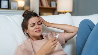 Αυξάνονται τα κρούσματα RSV: Πώς θα καταλάβετε εάν έχετε γρίπη, κρυολόγημα ή ιό RSV