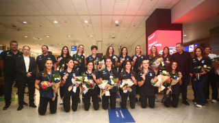 Με περηφάνια στη βάση της η «χάλκινη» Εθνική πόλο γυναικών