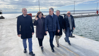 Υπογράφηκε η σύμβαση για την ανάπλαση της χερσαίας ζώνης του Αλιευτικού Καταφυγίου στη Ν. Κρήνη