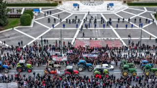 Συνεχίζεται το Σάββατο το συλλαλητήριο των αγροτών: Ετοιμάζουν νέες κινητοποιήσεις