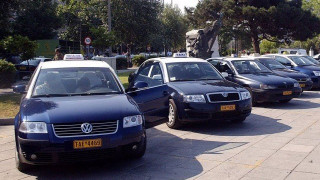 Χωρίς                 δώρο Χριστουγέννων οι οδηγοί ταξί