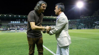 «Εύχομαι να τους πλακώσουν στο ξύλο. Έχουν ξεφύγει» (vid)