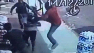 Ντελιβεράς σταματάει  τον κλέφτη με μια κλωτσιά αλά Τσάκι Τσαν (vid)