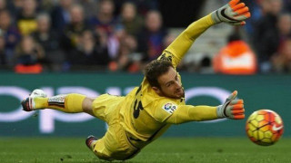 Η έξοδος του Κουρτουά φέρνει                                τον Όμπλακ