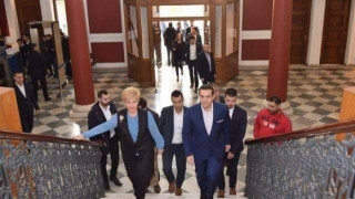 Στο γραφείο του στη Θεσσαλονίκη ο Αλέξης Τσίπρας την Πέμπτη