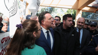 Άδωνις Γεωργιάδης: «Δεν θα μου απαγορεύσουν ΚΚΕ και ΑΝΤΑΡΣΥΑ να πάω στο Κρατικό»