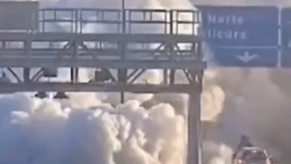 Ασύλληπτη έκρηξη βυτιοφόρου, κατάπιε τα πάντα και σκότωσε πέντε άτομα