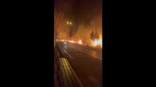 Τεχεράνη: «Ποτάμια φωτιάς» οι δρόμοι μετά από τους βομβαρδισμούς