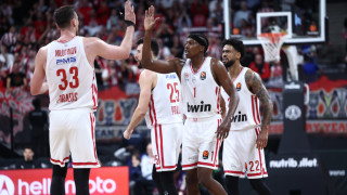 Streetball στο Παρίσι με τρίποντη καταιγίδα από τον νικητή Ολυμπιακό που εδραιώνεται στην 4άδα