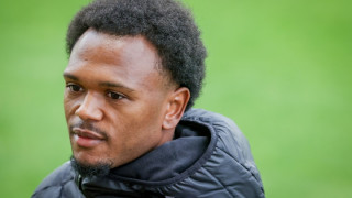 Τι «ρούφηξε» τον Οπεντά; Η πλάτη με τα ποτήρια που σόκαρε τον κόσμο