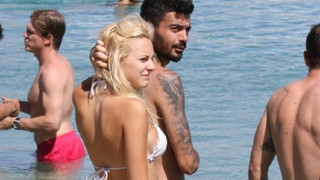 Και την ώρα που γυμνάζεται είναι σέξι η Δώρα Γκουγκούση! (pics)