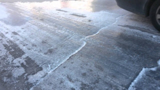 Τι πρέπει να κάνουν πεζοί & οδηγοί όταν υπάρχει πάγος στον δρόμο