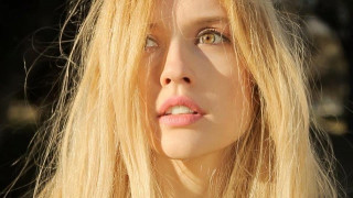 Αυτή είναι η νέα σέξι σύντροφος              του Σαμαρά (pics)