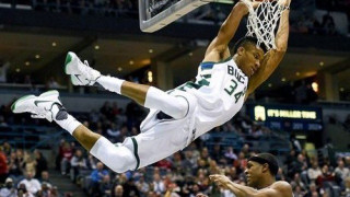 Πλησιάζει Λεμπρόν Τζέιμς ο Αντετοκούνμπο με ένα εκατομμύριο ψήφους!